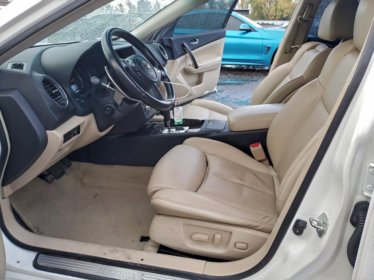 2012 NISSAN Maxima