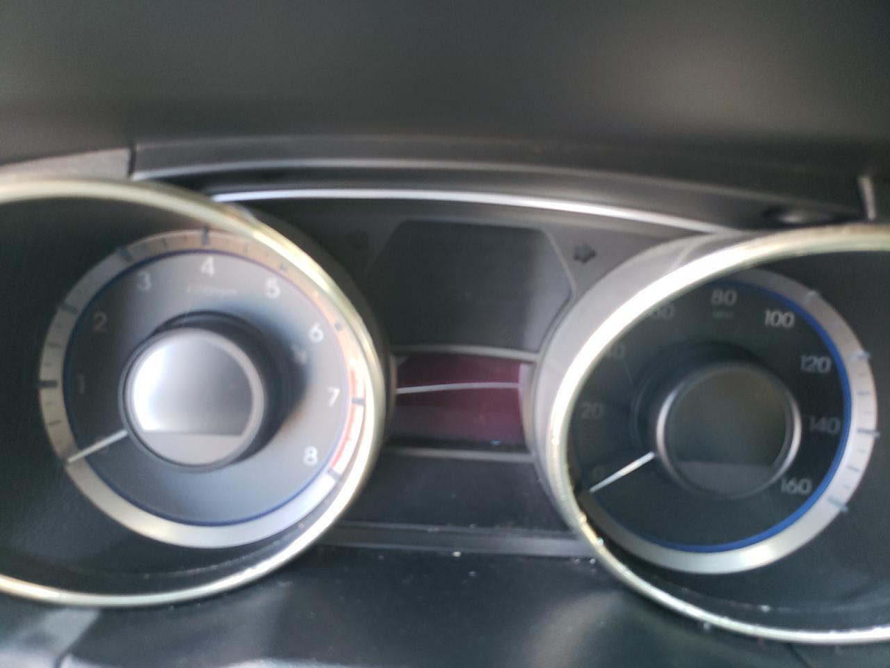 2011 HYUNDAI SONATA