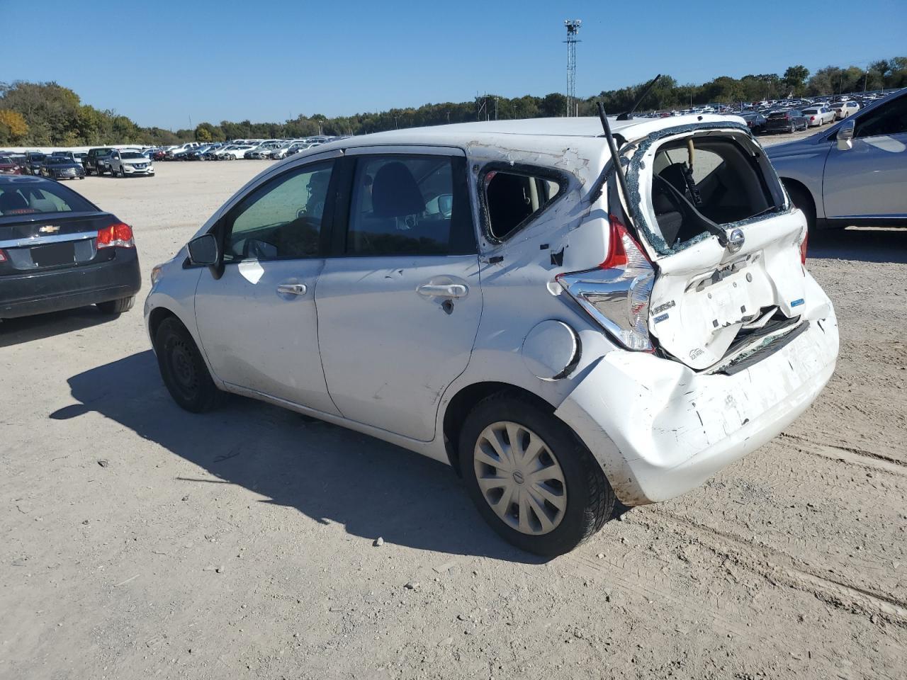 2015 NISSAN Versa Note