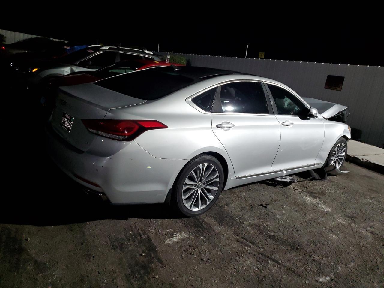 2016 HYUNDAI GENESIS