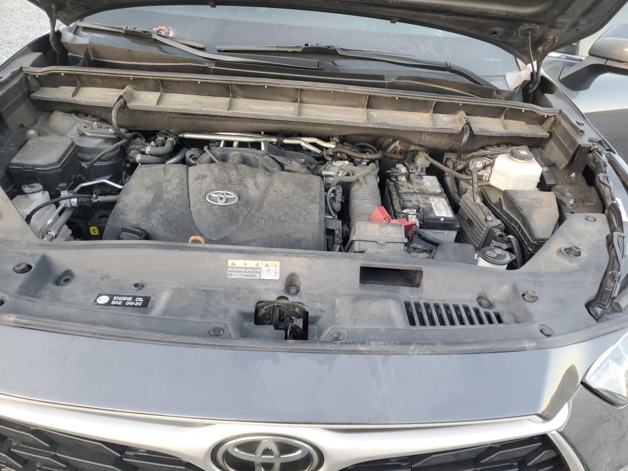 2020 TOYOTA HIGHLANDER