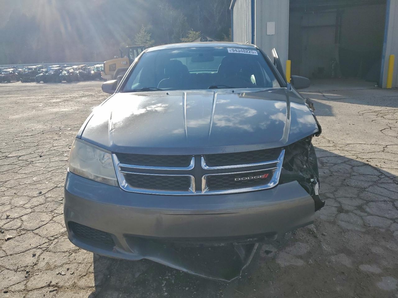 2013 DODGE Avenger