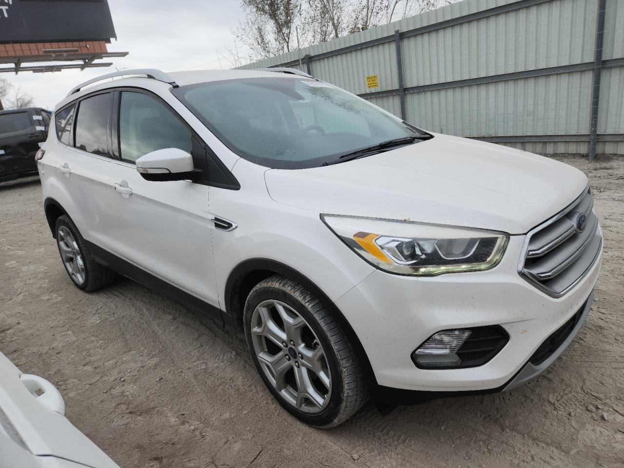 2017 FORD ESCAPE