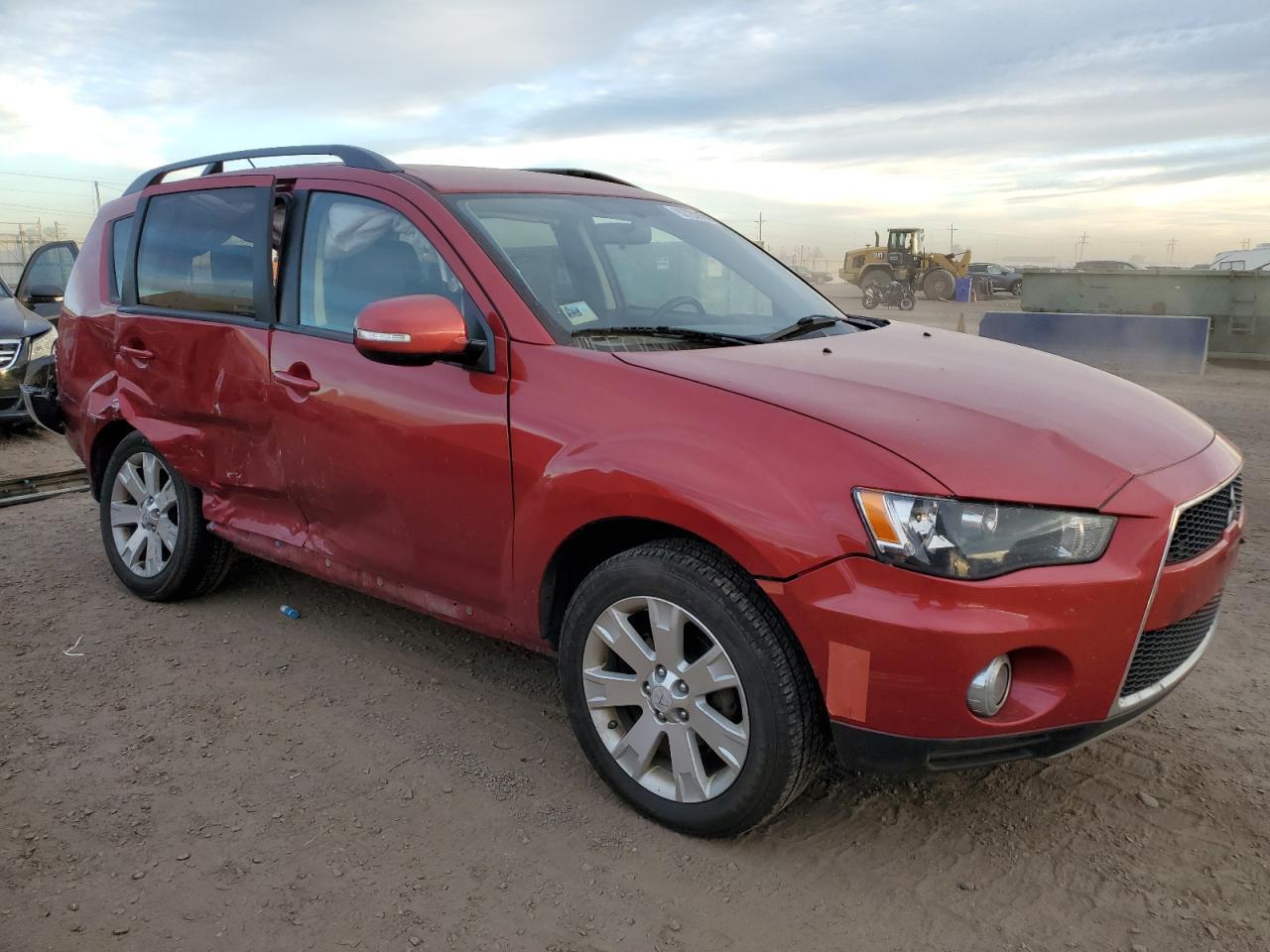 2013 MITSUBISHI outlander