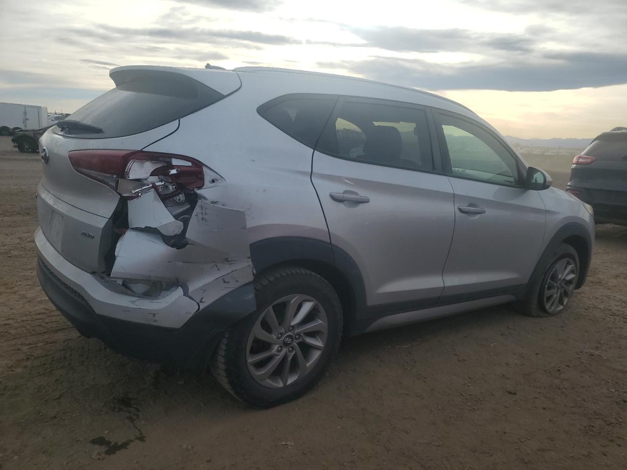 2017 HYUNDAI TUCSON