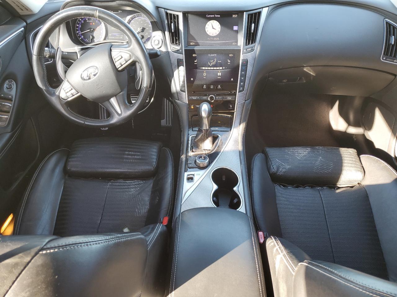 2015 INFINITI Q50