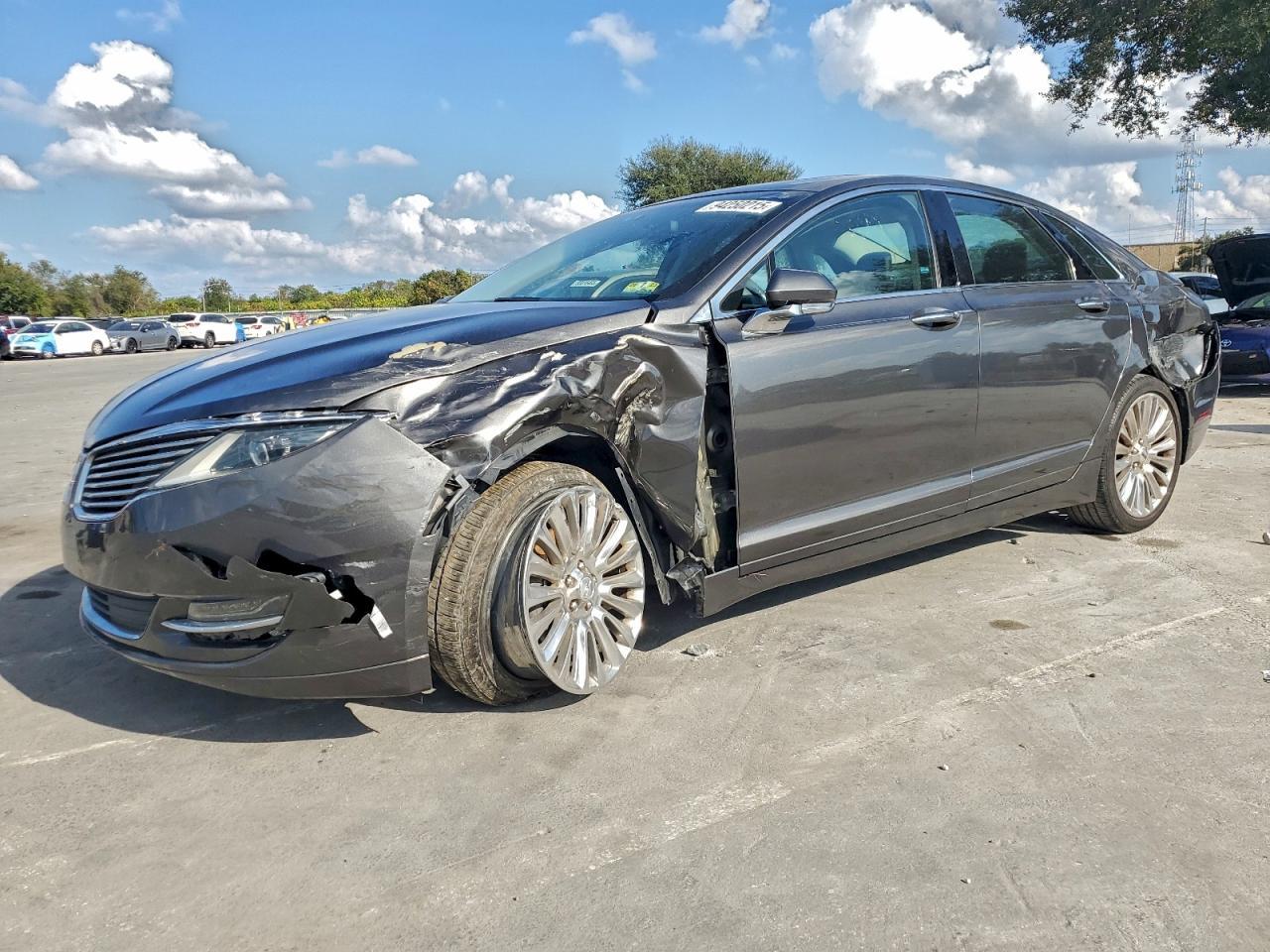 2016 LINCOLN MKZ