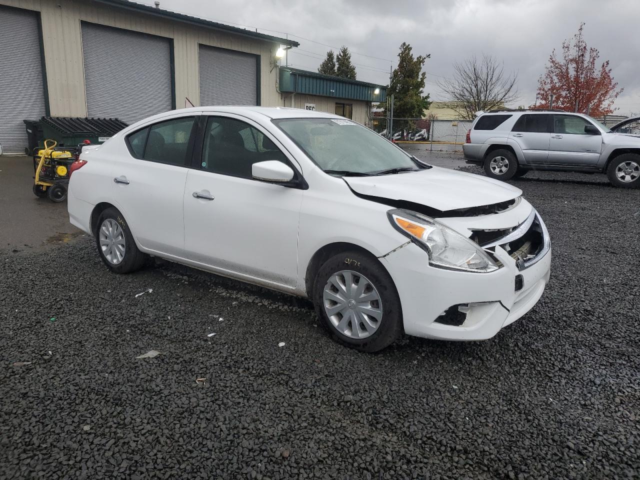 2018 NISSAN VERSA