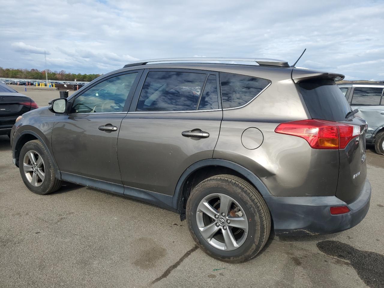 2015 TOYOTA RAV4