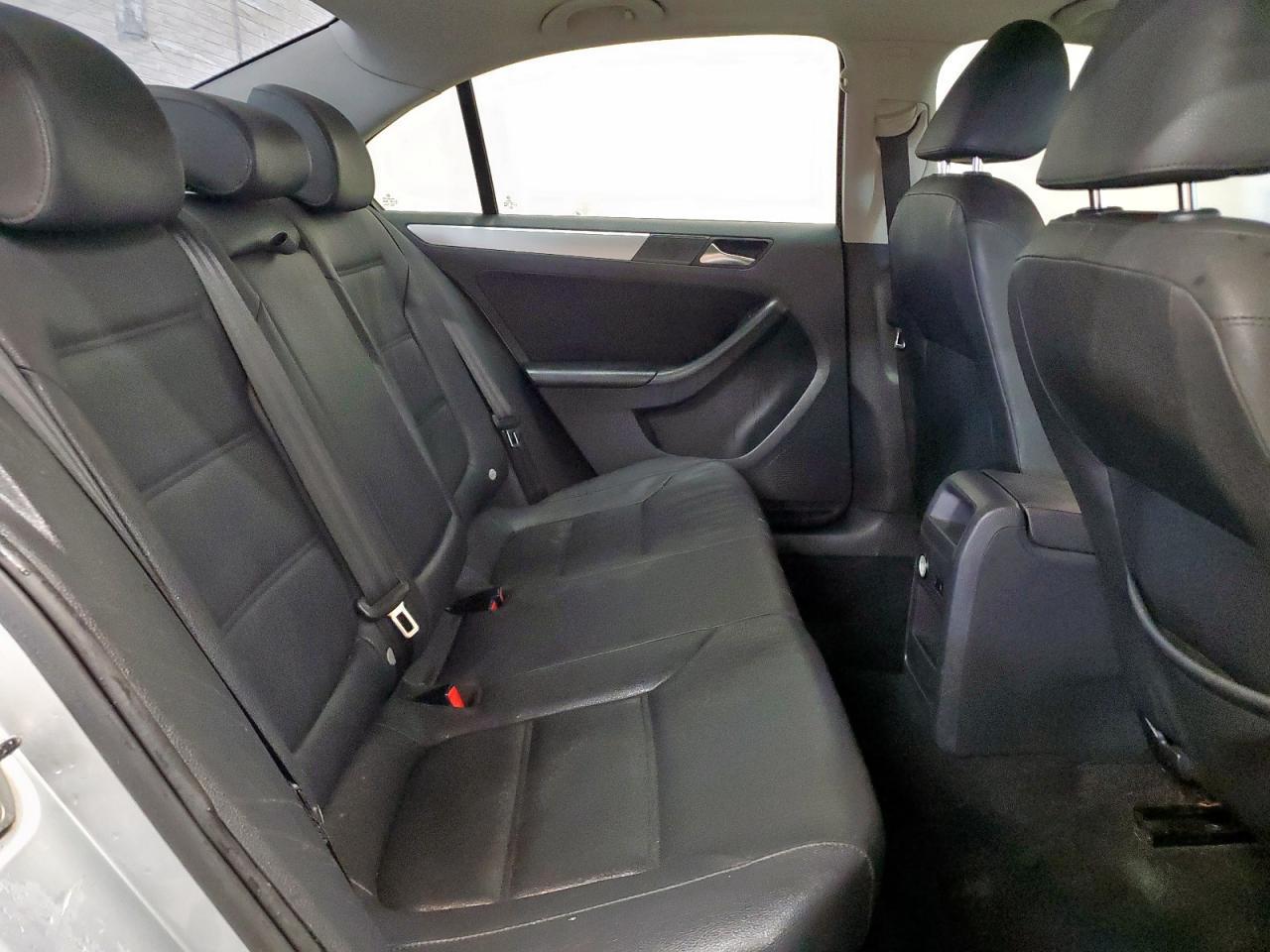 2012 VOLKSWAGEN JETTA