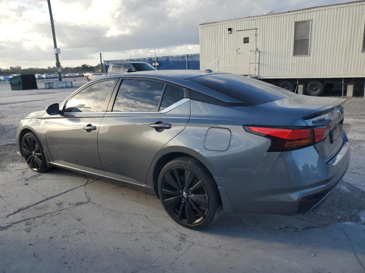 2022 NISSAN ALTIMA