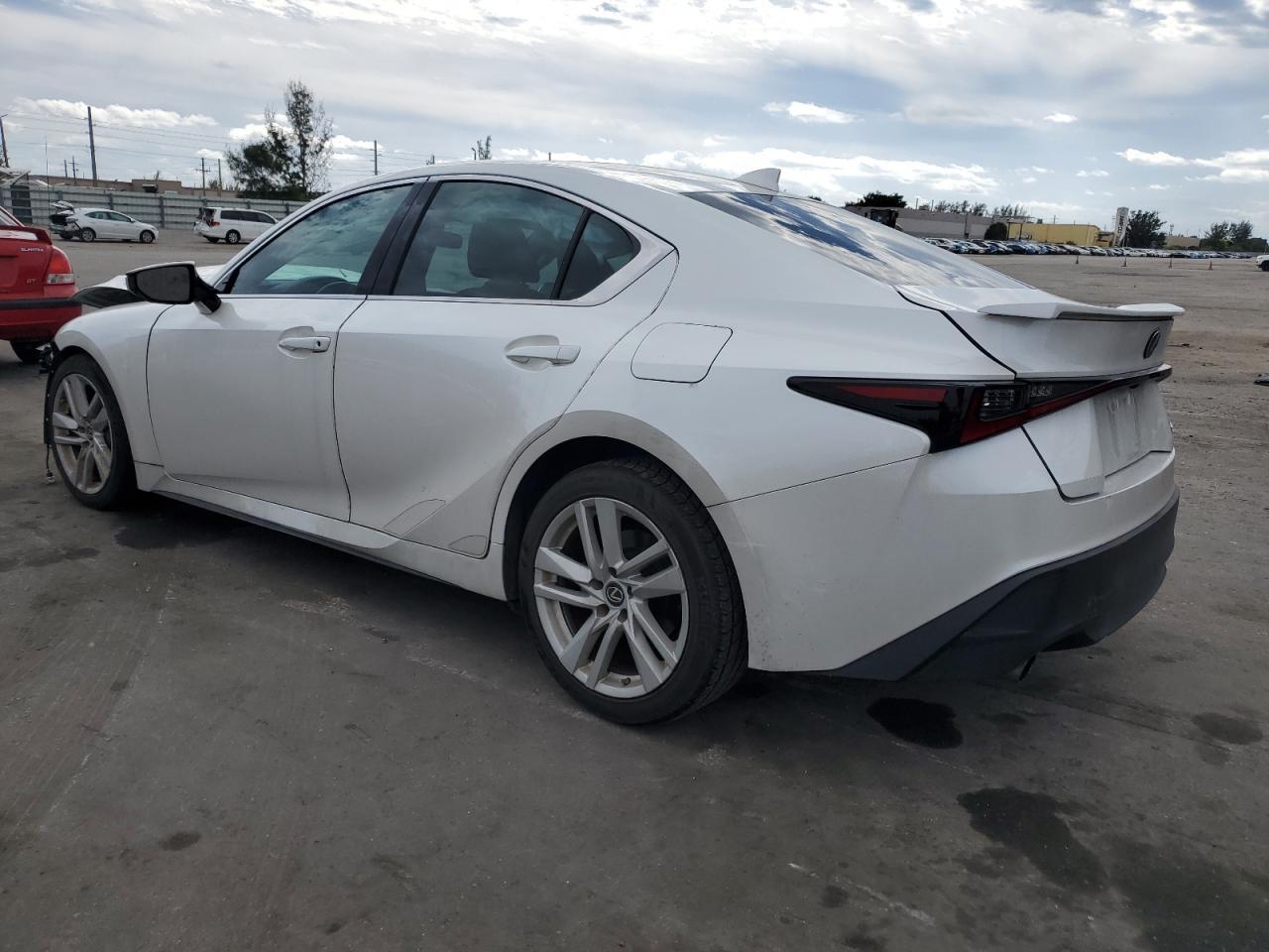 2022 LEXUS IS 300
