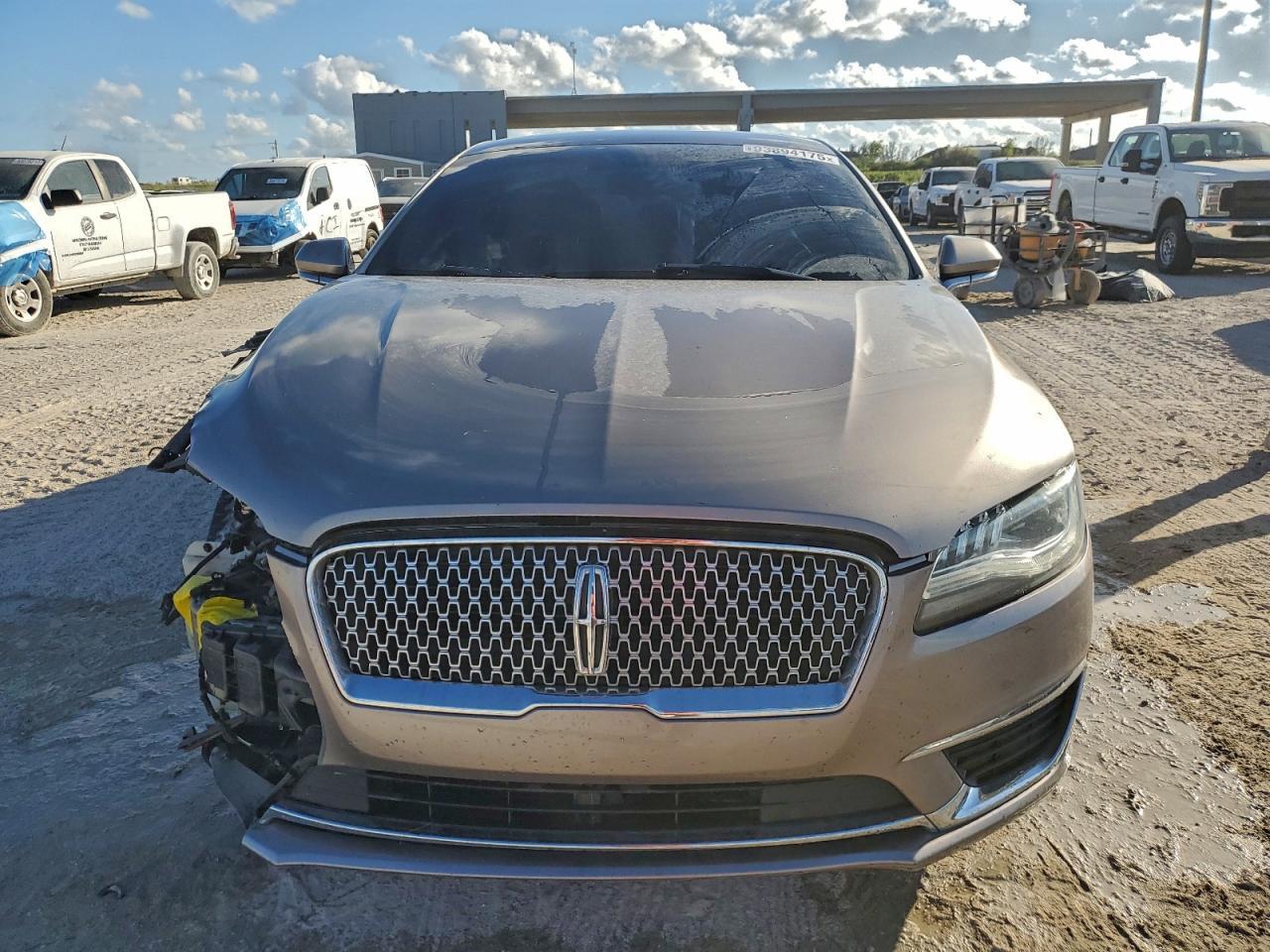 2018 LINCOLN MKZ