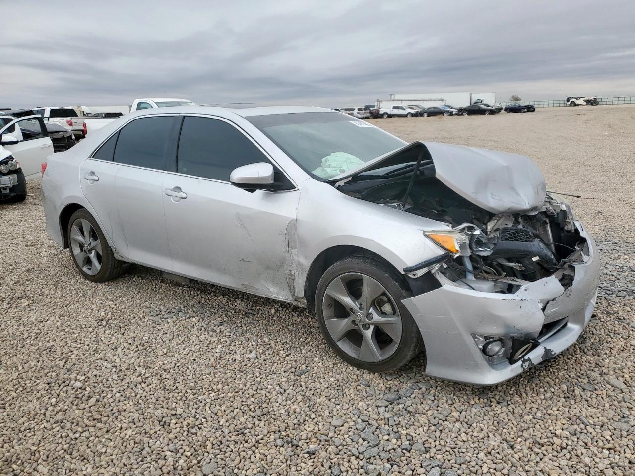 2013 TOYOTA CAMRY