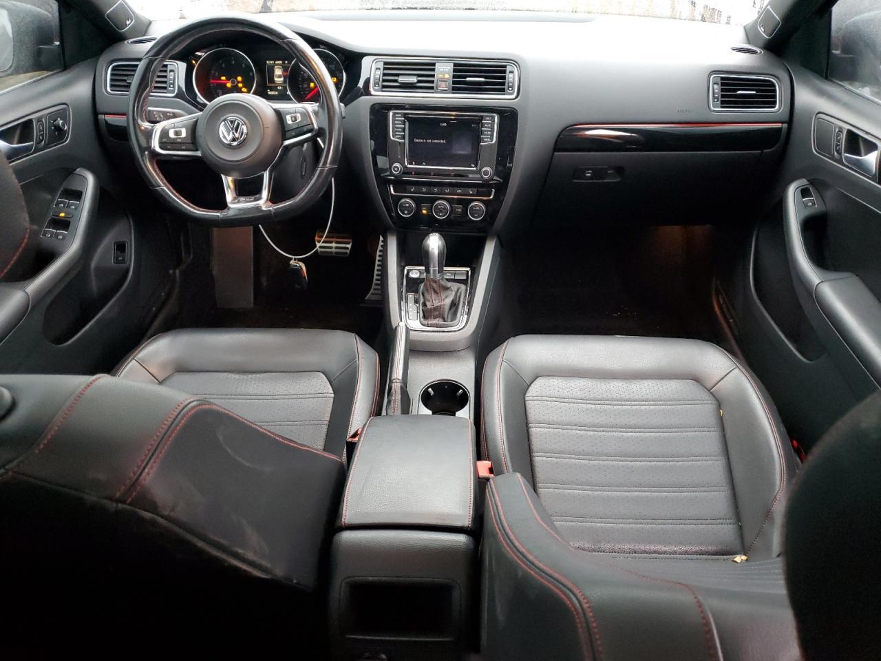 2016 VOLKSWAGEN JETTA