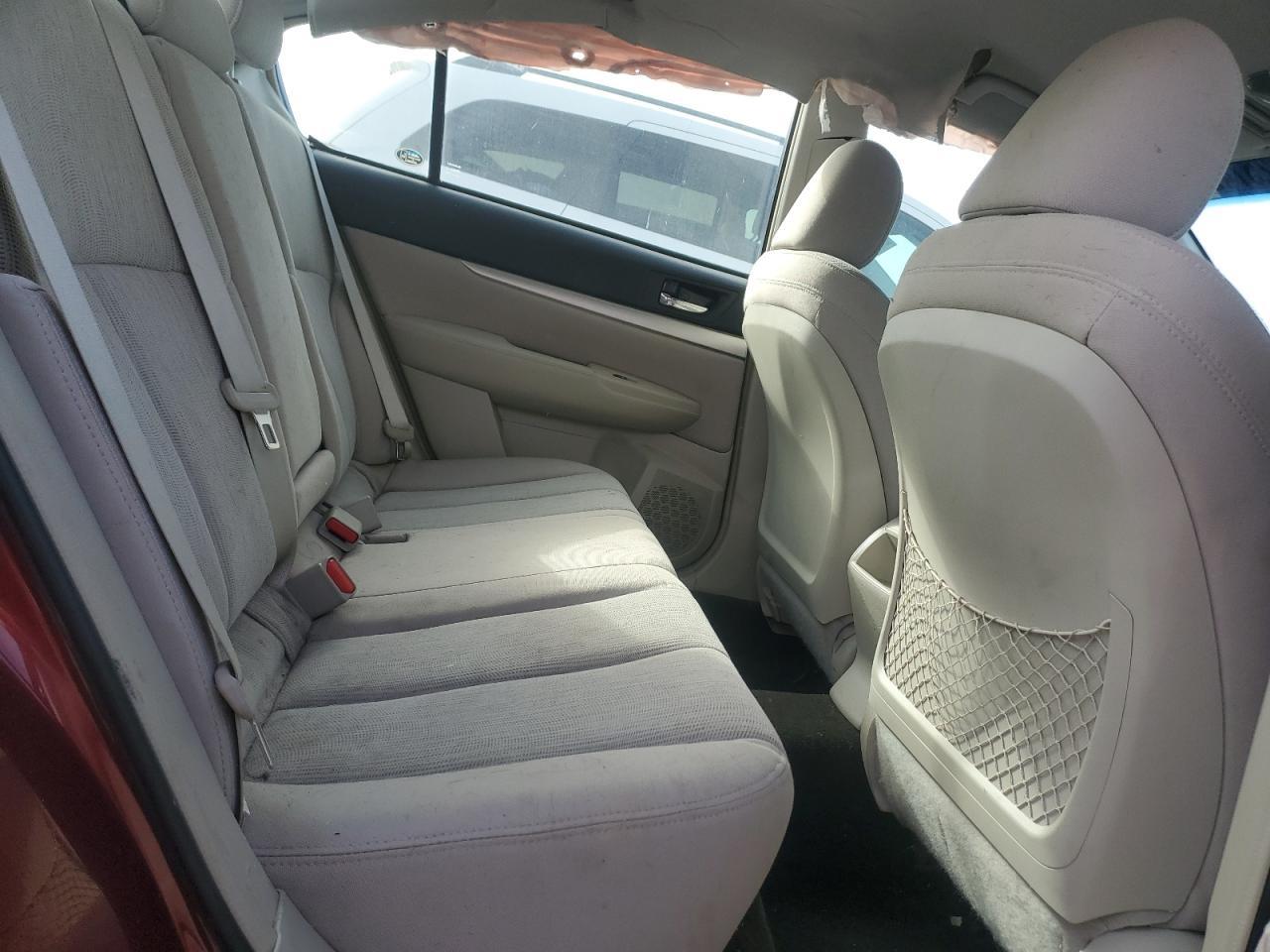 2014 SUBARU Legacy