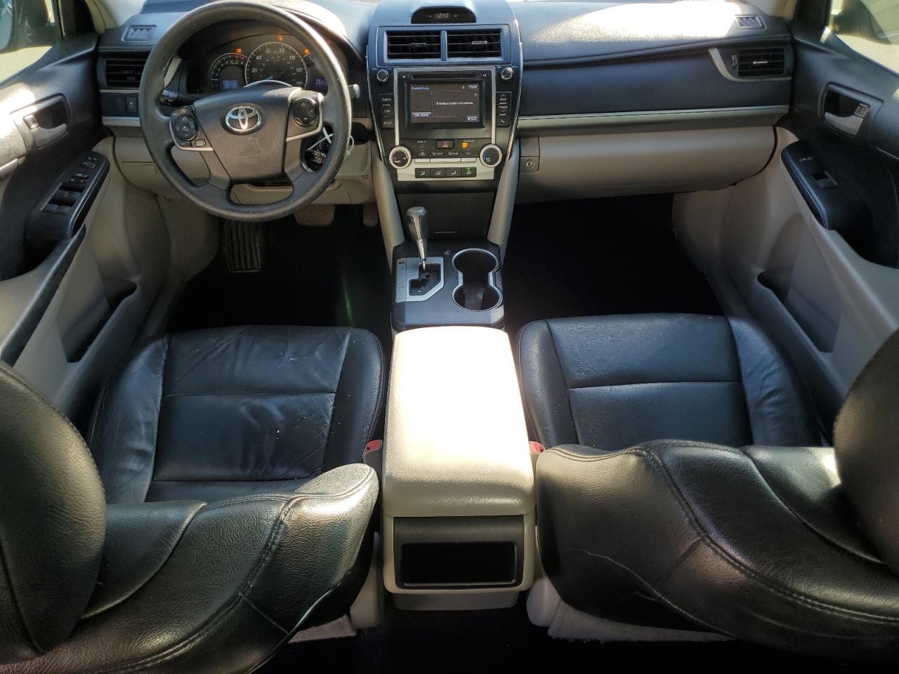 2014 TOYOTA CAMRY