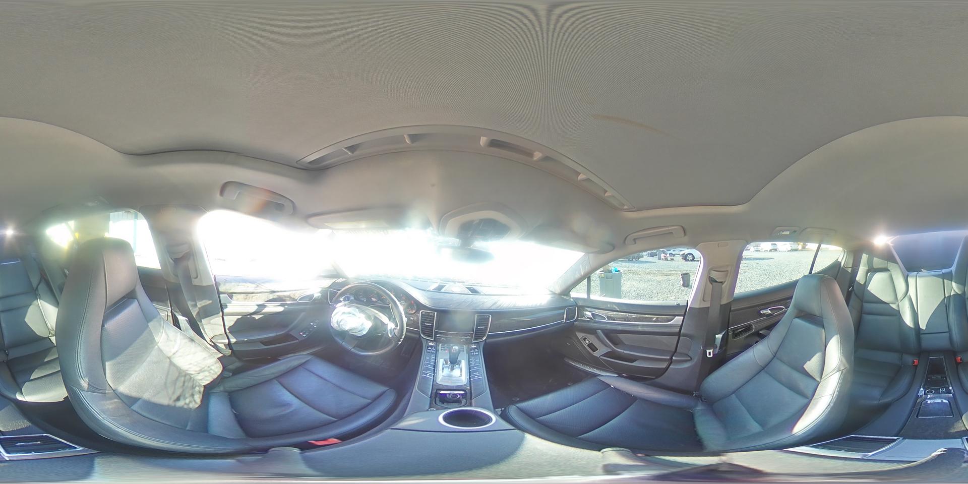 2012 PORSCHE Panamera