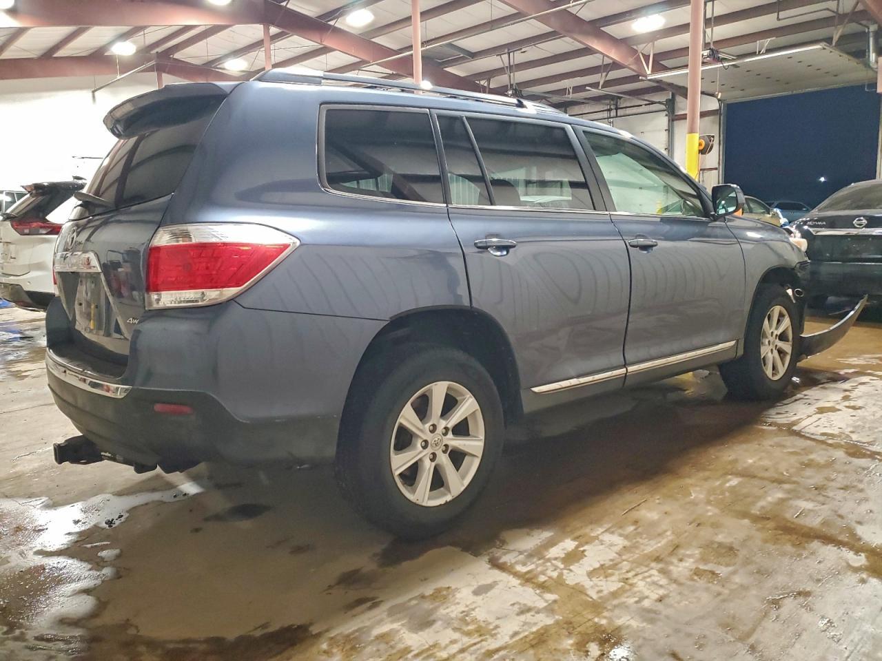 2012 TOYOTA HIGHLANDER