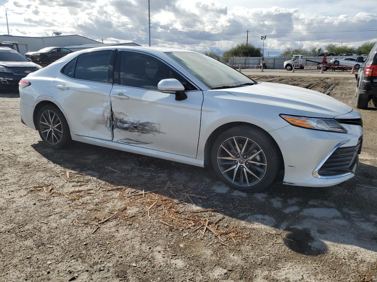 2023 TOYOTA CAMRY