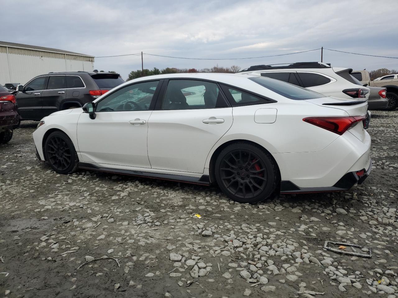 2020 TOYOTA Avalon