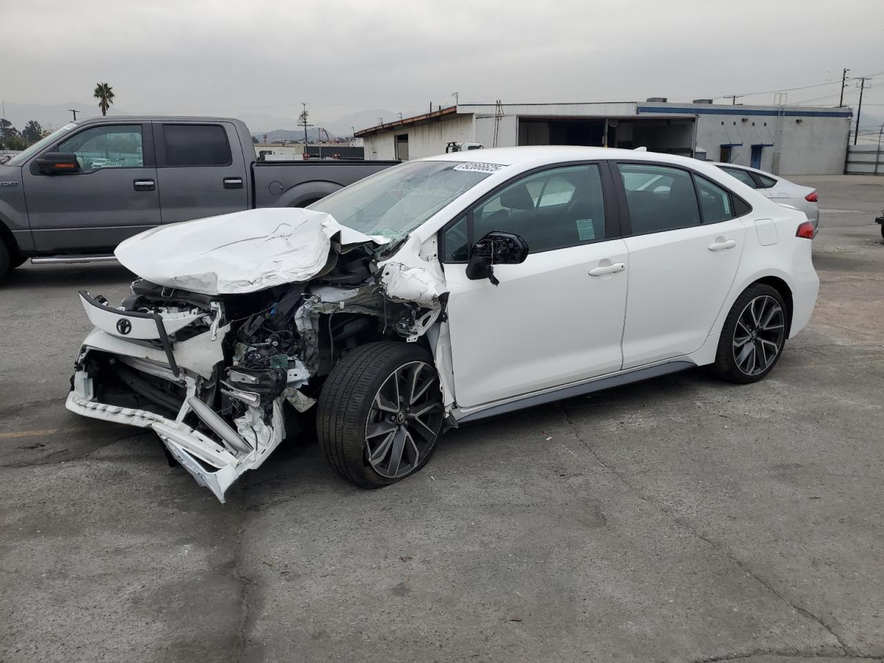 2022 TOYOTA COROLLA
