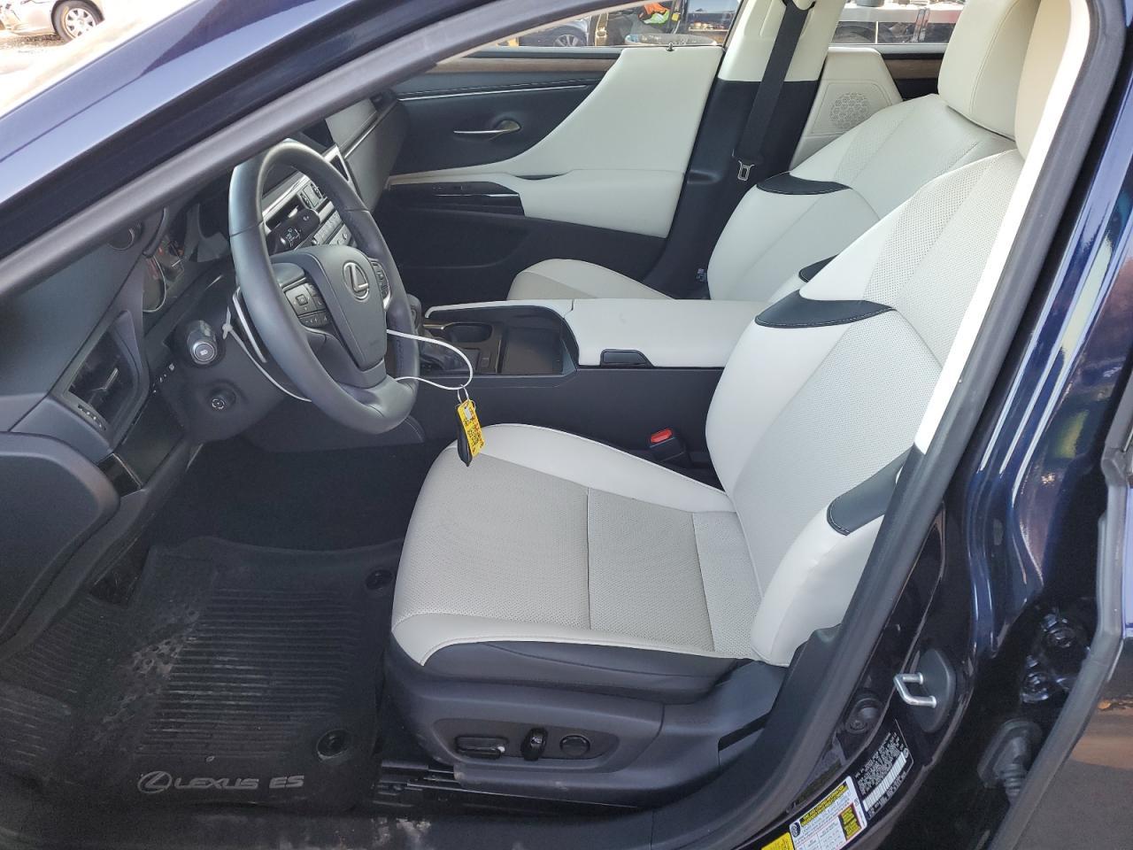 2025 LEXUS ES 350
