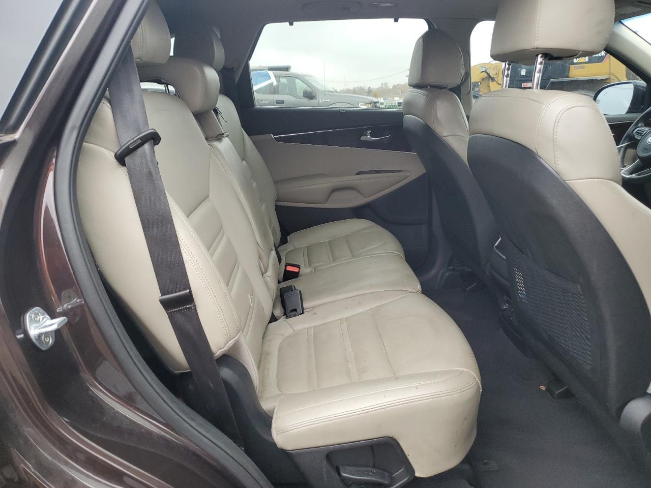 2018 KIA SORENTO