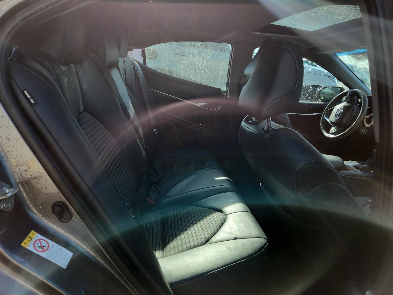2018 TOYOTA CAMRY