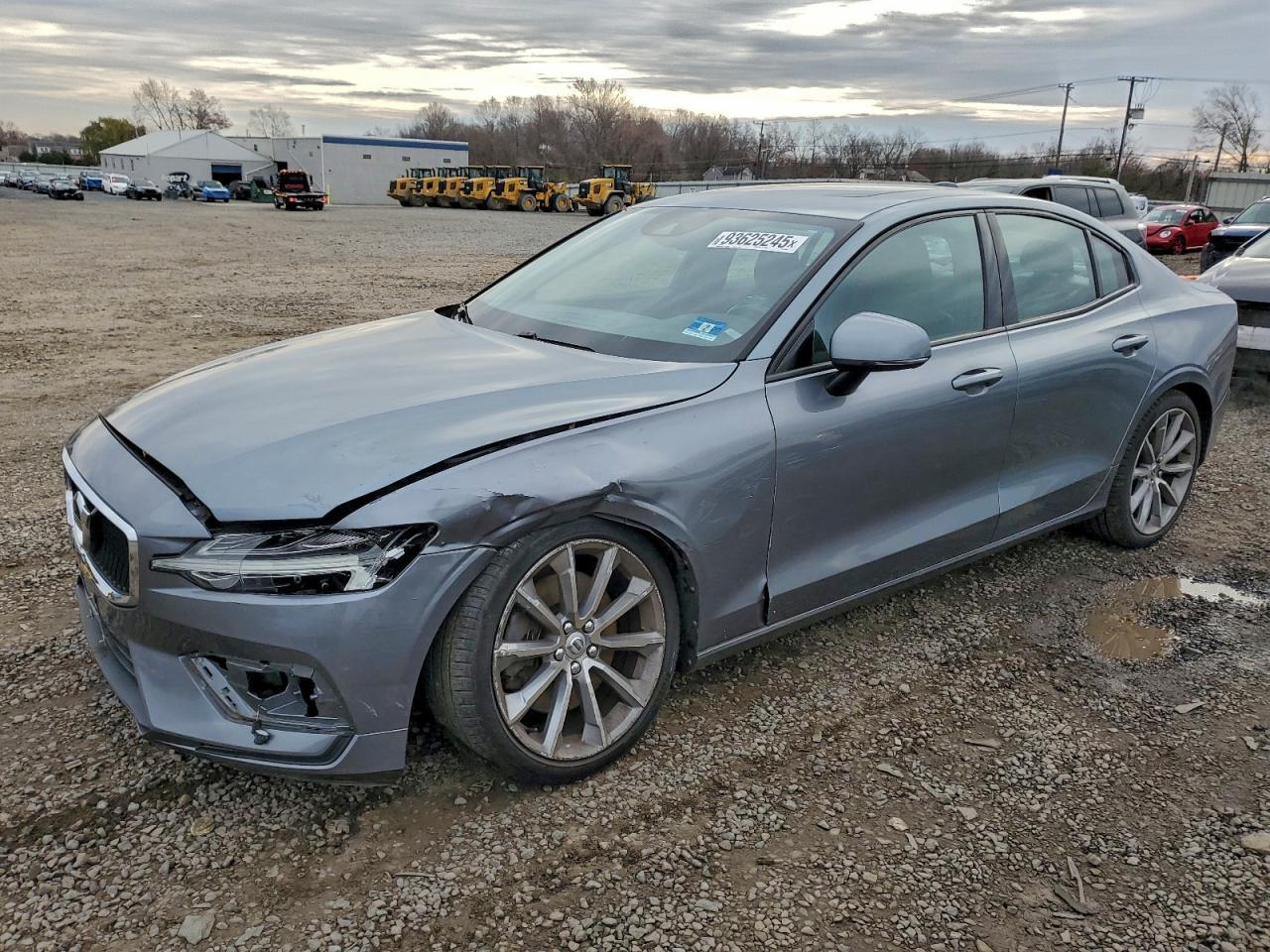 2020 VOLVO S60