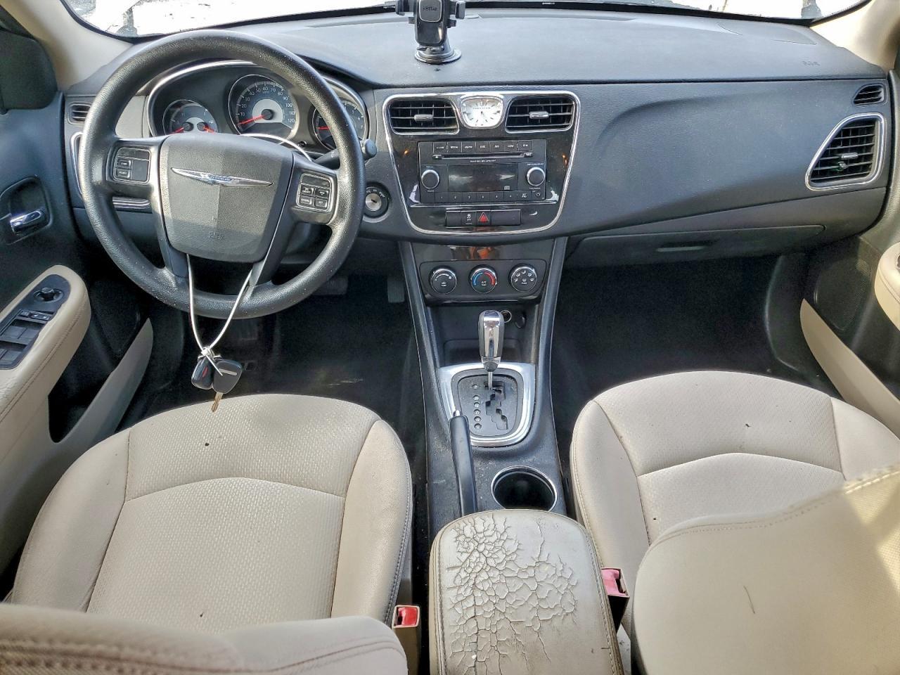 2014 CHRYSLER 200