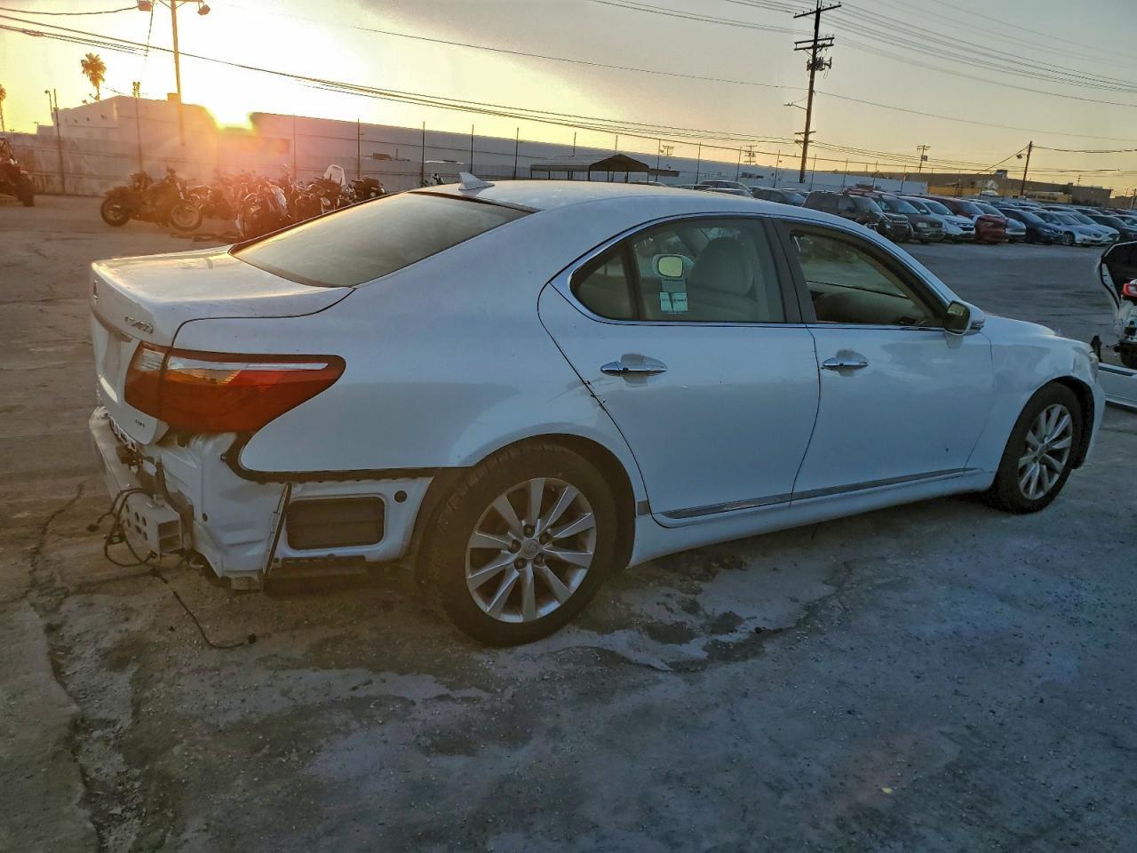 2012 LEXUS LS 460