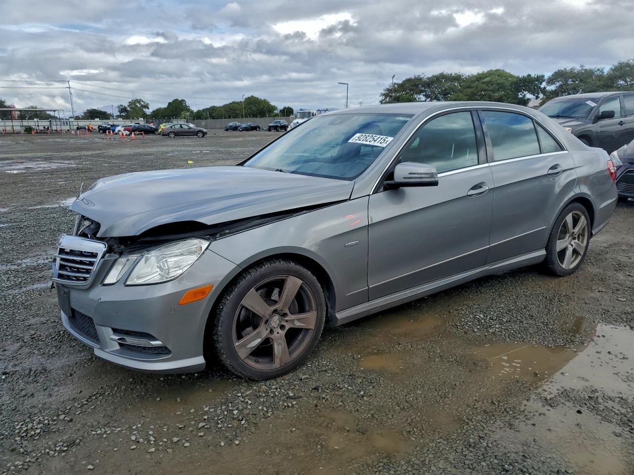 2012 MERCEDES-BENZ E-Class