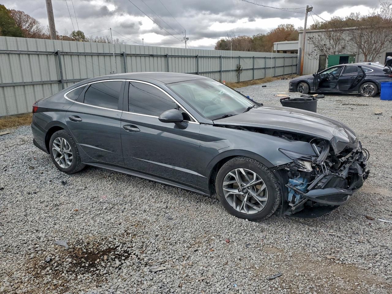 2023 HYUNDAI SONATA