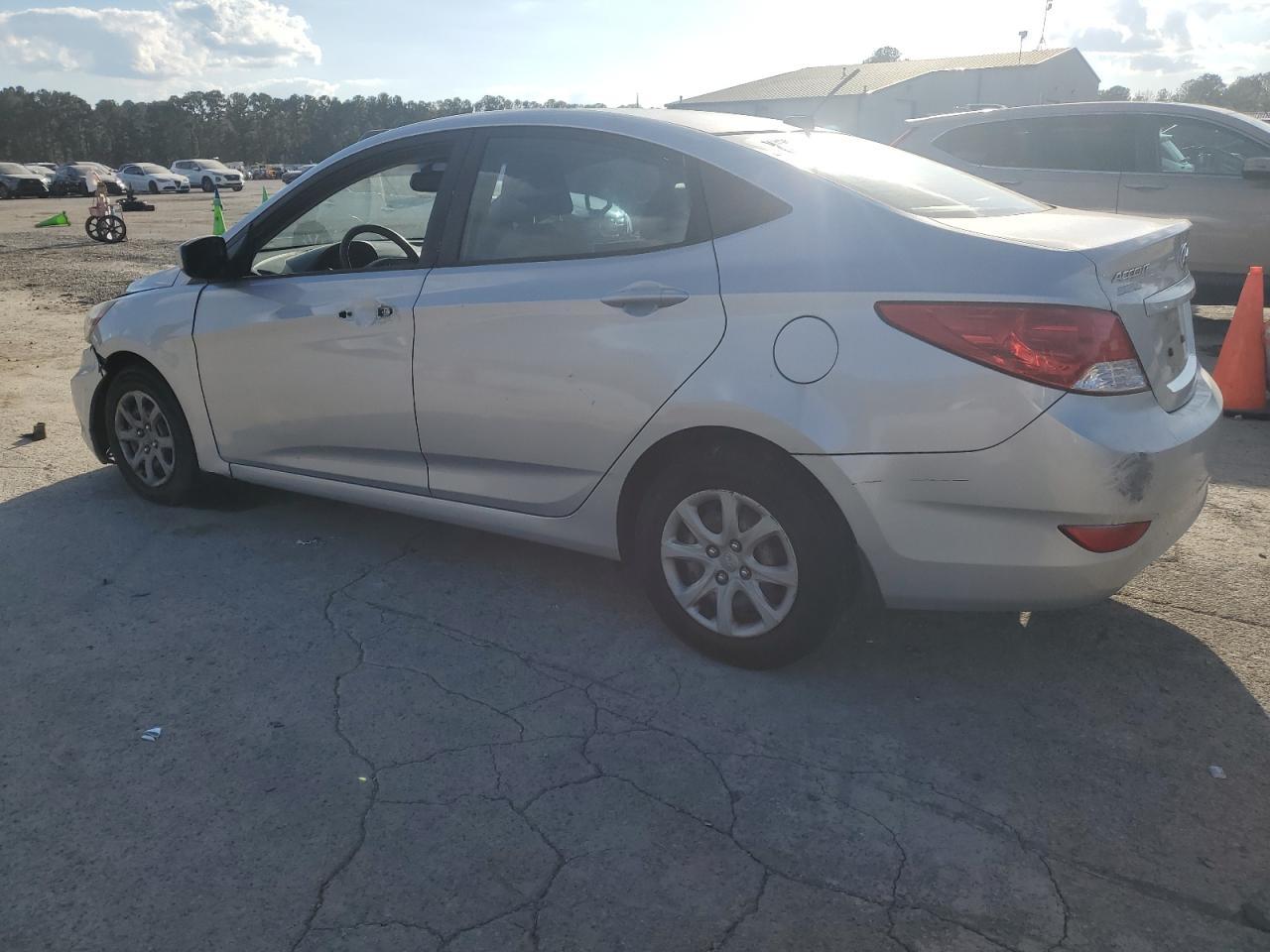 2012 HYUNDAI ACCENT