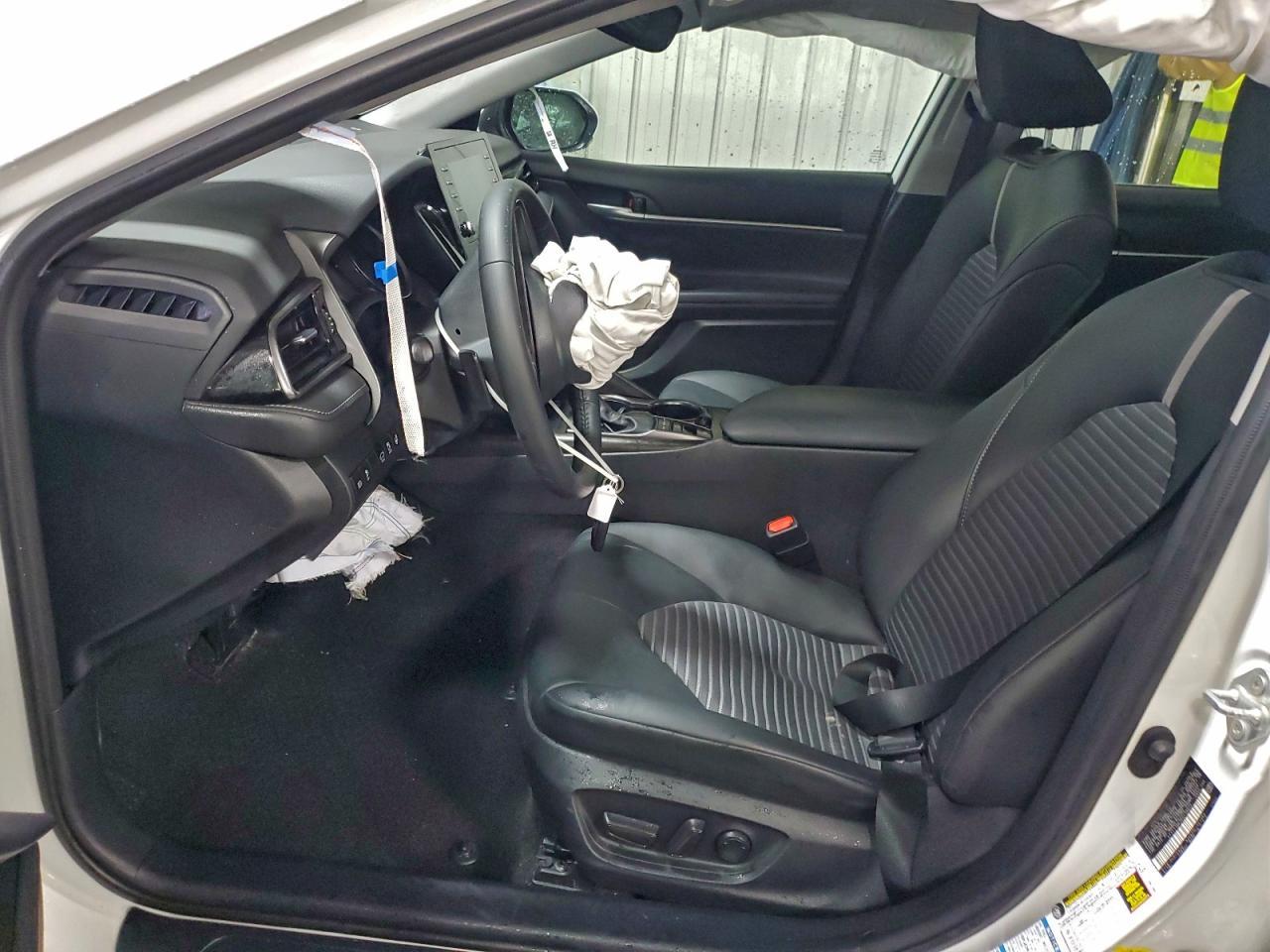 2024 TOYOTA CAMRY
