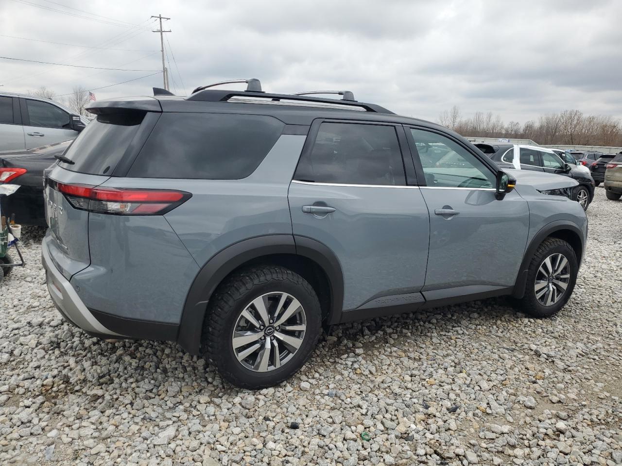 2024 NISSAN PATHFINDER