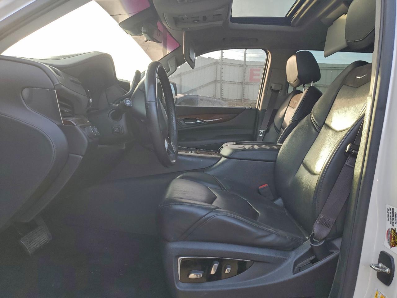 2017 CADILLAC ESCALADE