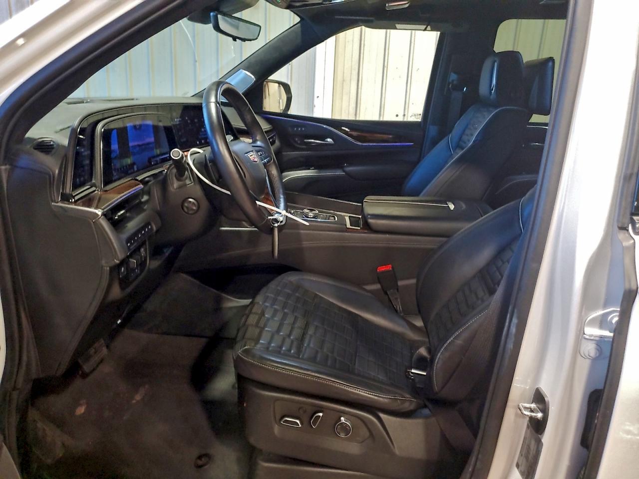 2022 CADILLAC Escalade ESV