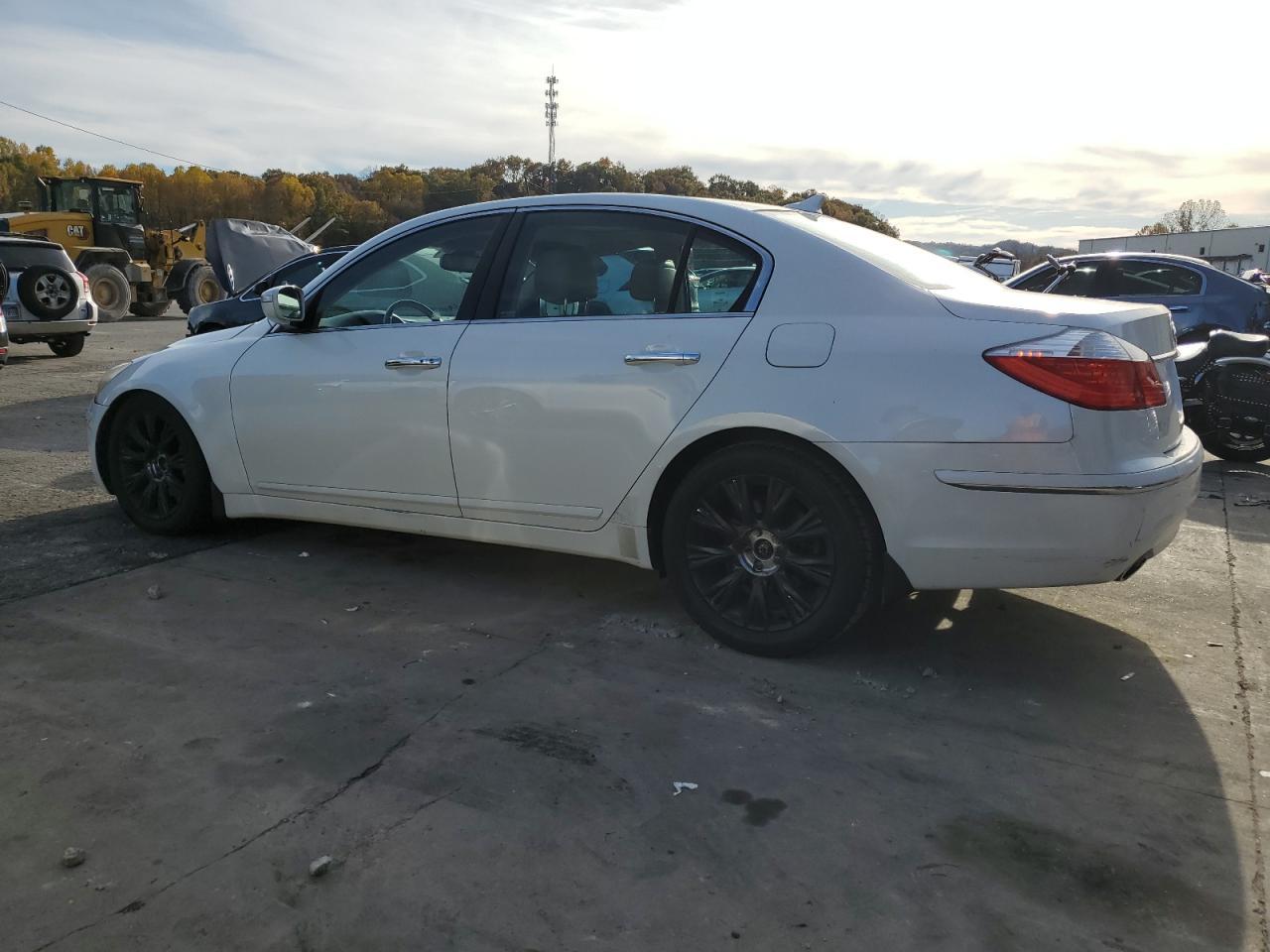 2009 HYUNDAI GENESIS