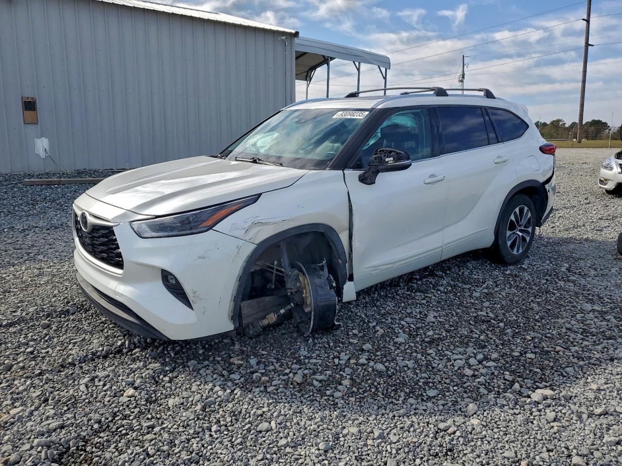 2021 TOYOTA HIGHLANDER