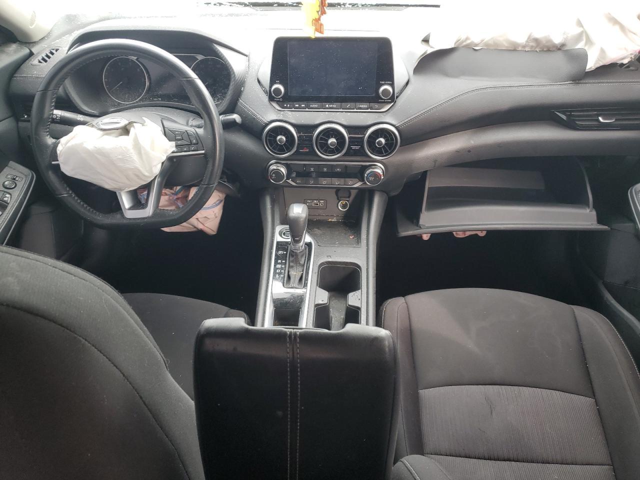 2022 NISSAN SENTRA