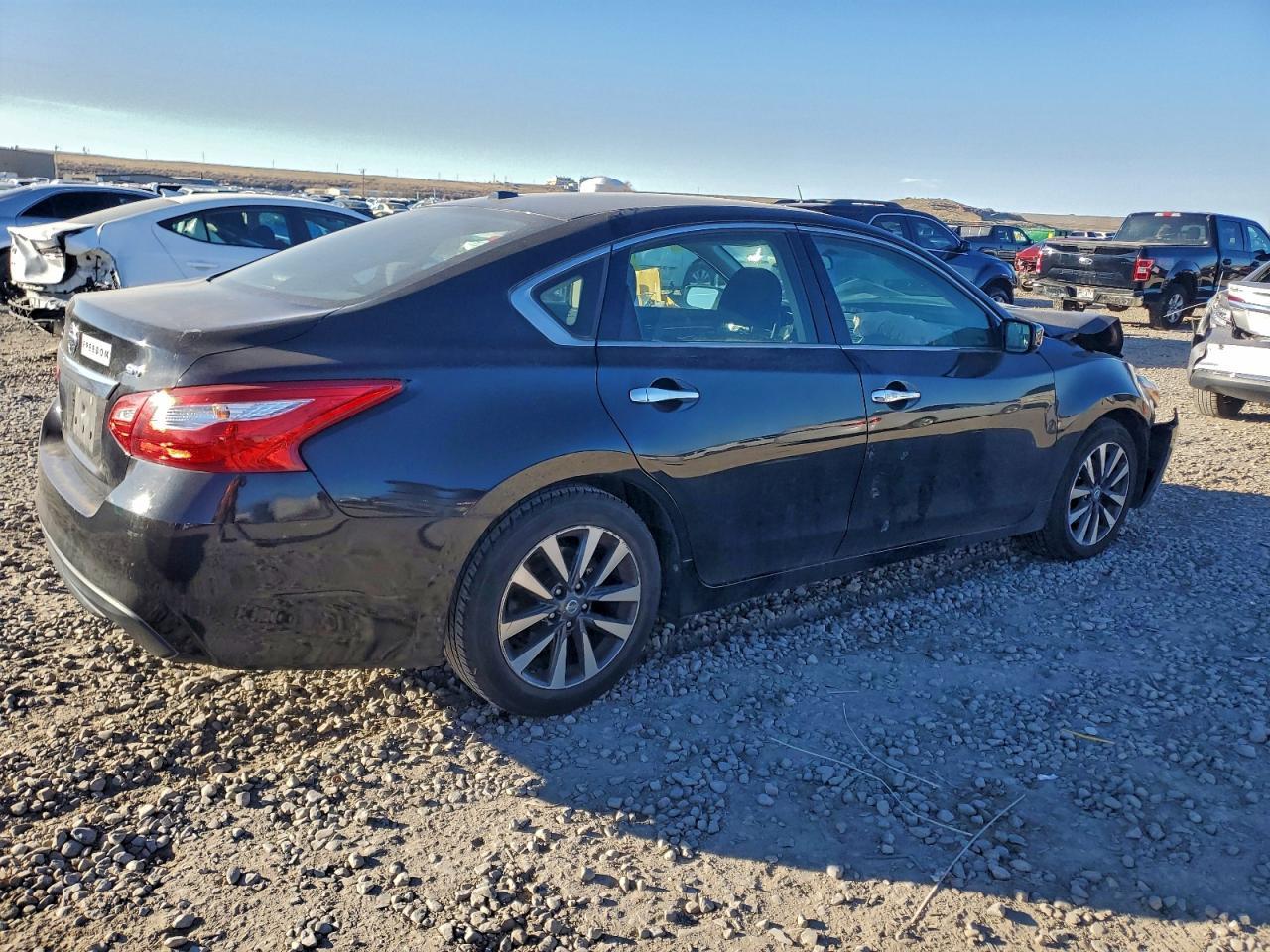 2017 NISSAN ALTIMA