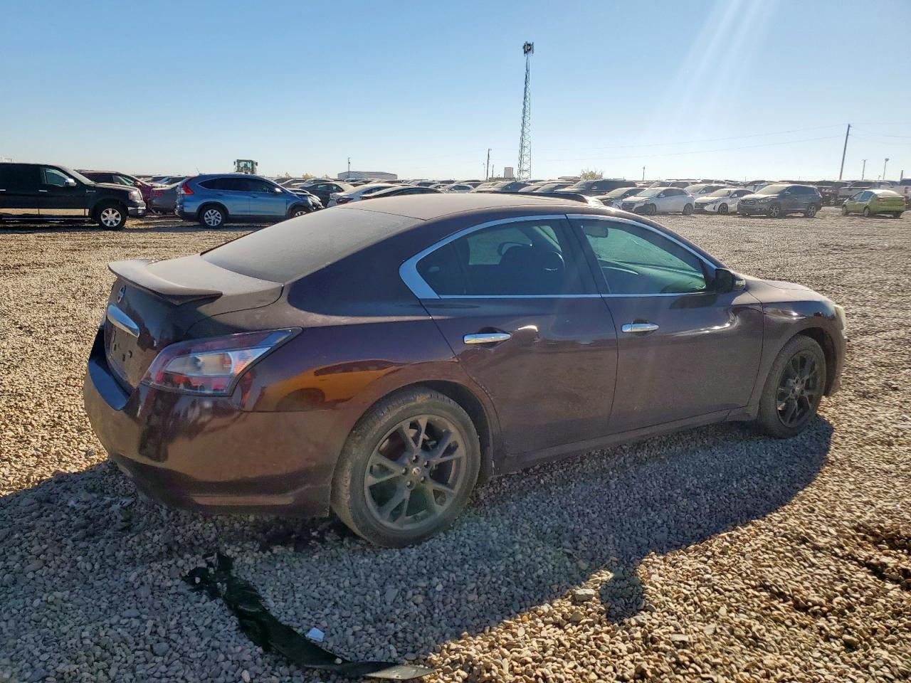 2014 NISSAN Maxima