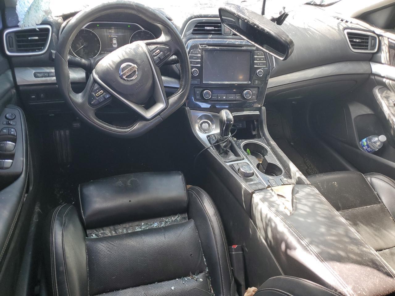 2017 NISSAN Maxima