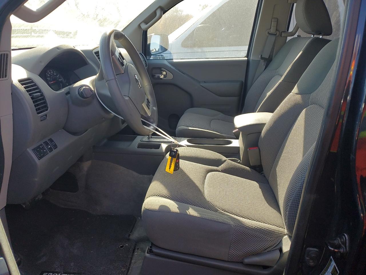 2015 NISSAN Frontier