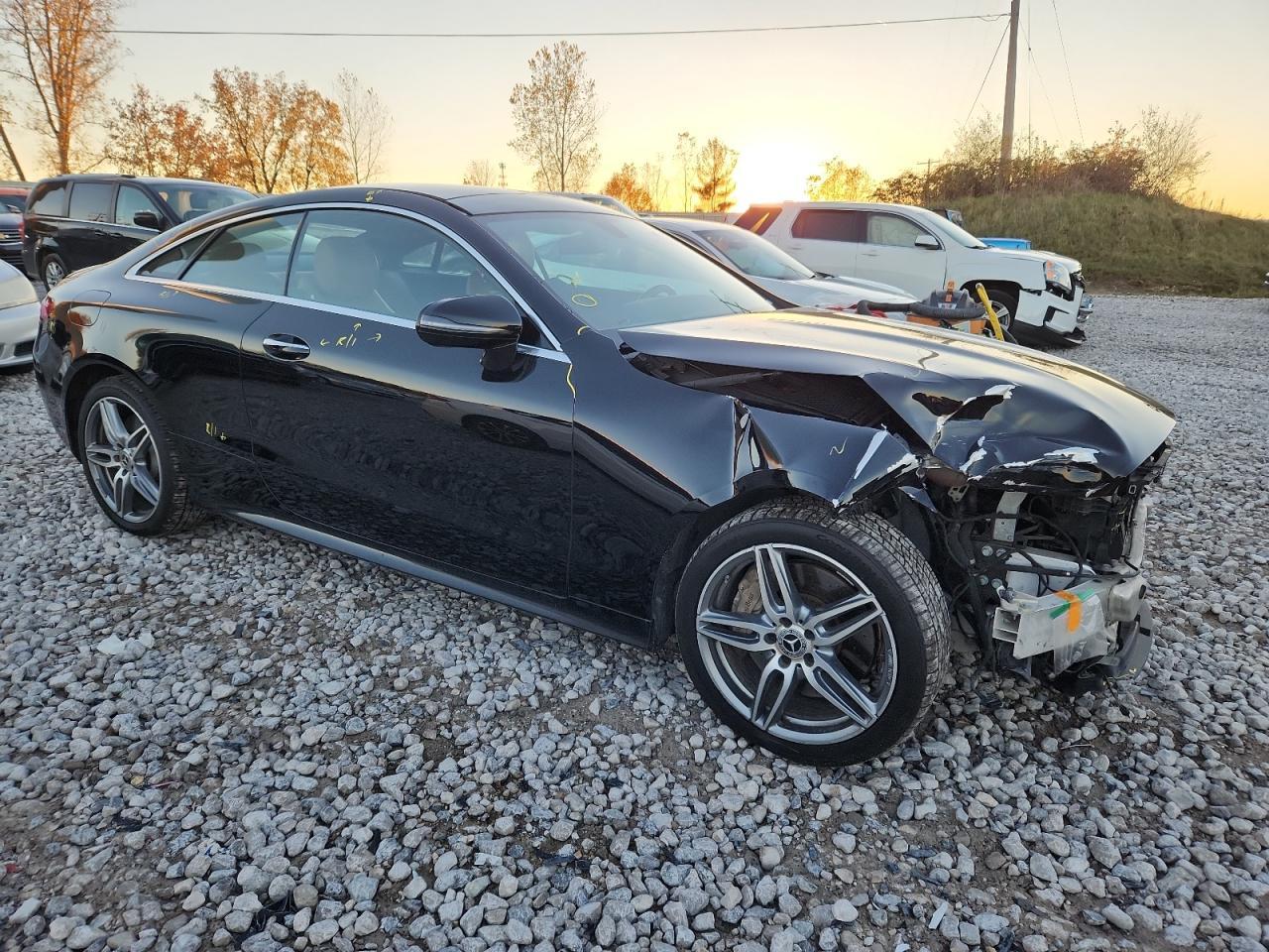2018 MERCEDES-BENZ E-Class