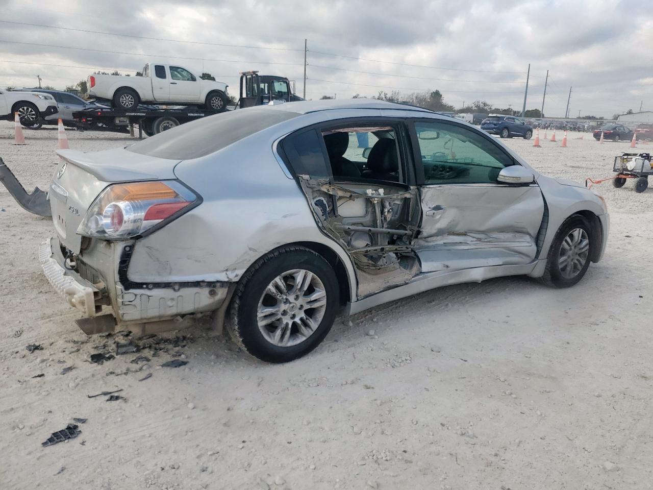 2012 NISSAN ALTIMA