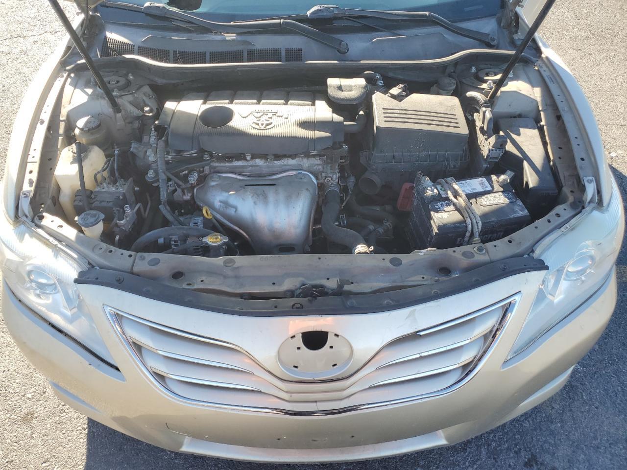 2010 TOYOTA CAMRY