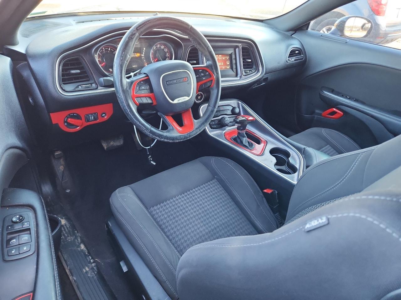 2017 DODGE Challenger
